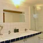 Appartamento Sade - Central, Charming, For 6