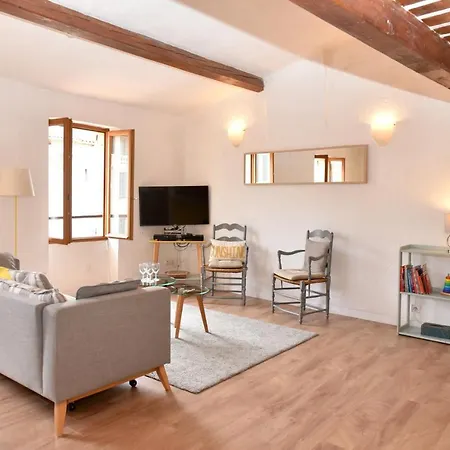 Sade - Central, Charming, For 6 * Antibes