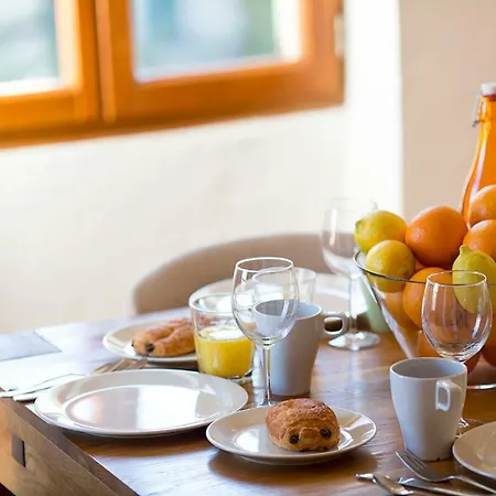 Sade - Central, Charming, For 6 Appartement *