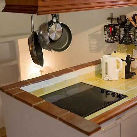 Sade - Central, Charming, For 6 Appartement Antibes