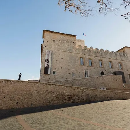 Sade - Central, Charming, For 6 Appartement Antibes