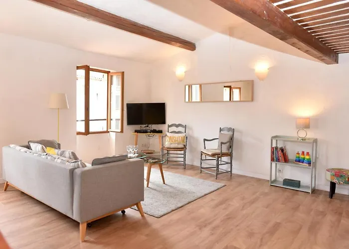 Sade - Central, Charming, For 6 * 昂蒂布