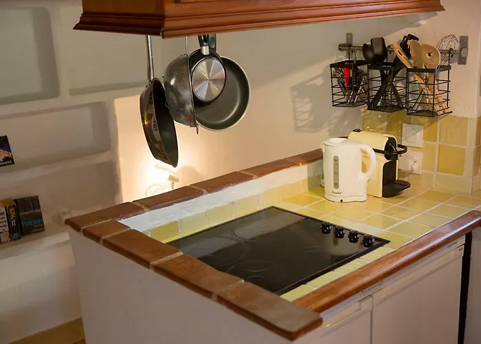 Sade - Central, Charming, For 6 公寓 昂蒂布